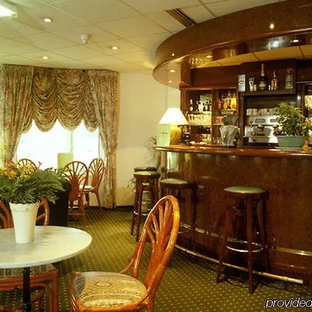 Median Roissy Cdg Aeroport Hotel 3*